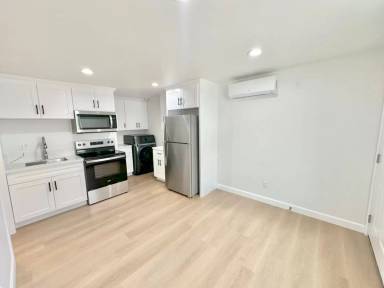 Main picture of 10714 Charnock Rd