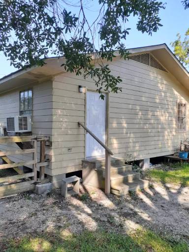 Main picture of 1913 East 24th Street