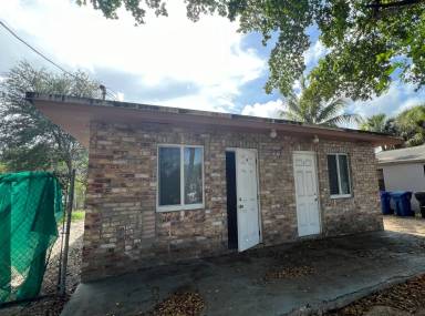 Main picture of 727 NW 19th Ave