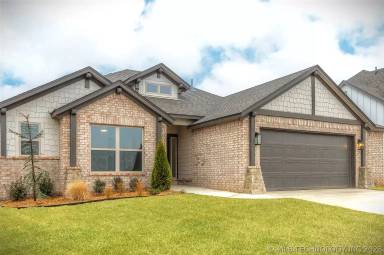 Main picture of 2069 E 136th Pl