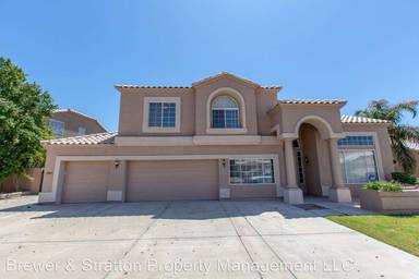 Main picture of 7211 W Pershing Ave