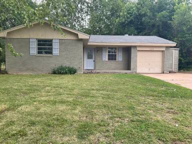 Main picture of 1613 Cynthia Dr
