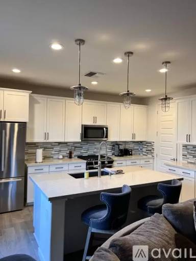 Main picture of 2820 Green Head Ct