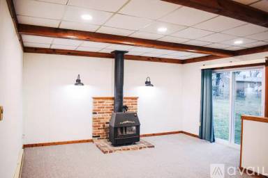 Main picture of 6830 Glenmere Ave NE