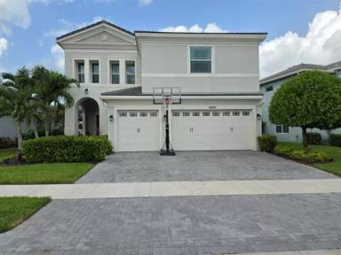 Main picture of 16007 Whippoorwill Cir