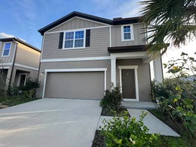 Main picture of 2413 Waxwing Way