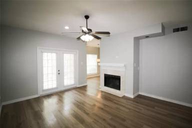 Main picture of 6315 Campbell Rd