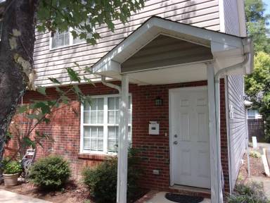 Main picture of 231 Ebenezer Ave
