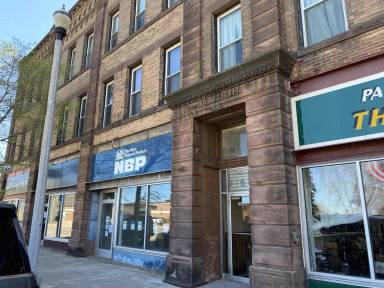 Main picture of 204 1/2 Main St W