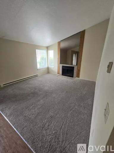 Main picture of 405 W Bellwood Dr