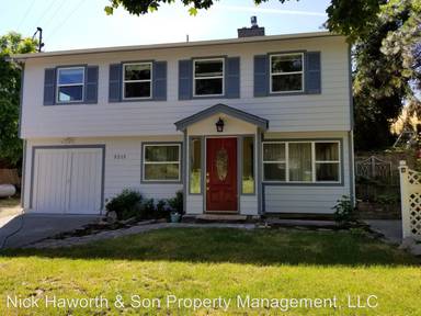 Main picture of 3215 Knob Hill Rd