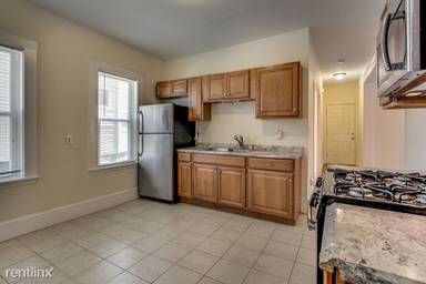 Main picture of 109 Fuller St