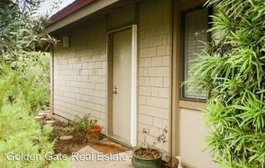 Main picture of 101 Kinross Dr