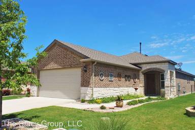 Main picture of 814 Hamilton Ln
