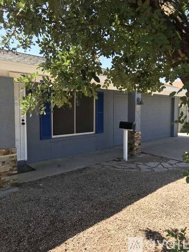Main picture of 14638 N 37th St
