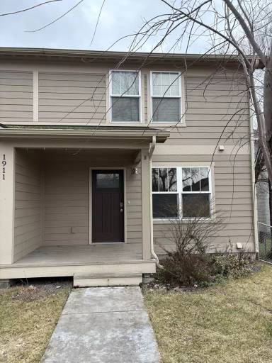 Main picture of 1911 Mount Ave