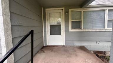 Main picture of 1337 S Bonn St