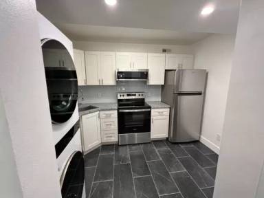 Main picture of 1581 Swallow Dr