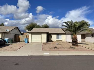 Main picture of 3012 W Mohawk Ln