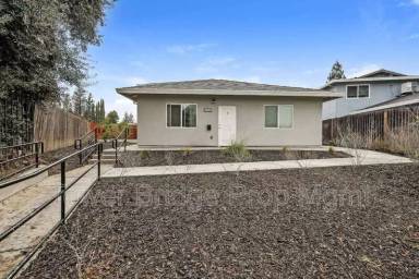 Main picture of 2409 Cava Ct
