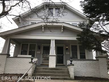 Main picture of 249 E Markison Ave