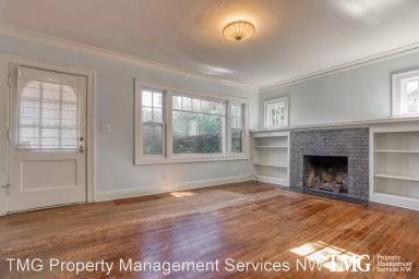 Main picture of 3106 N Watts St