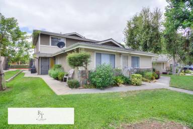 Main picture of 2368 Pepper St