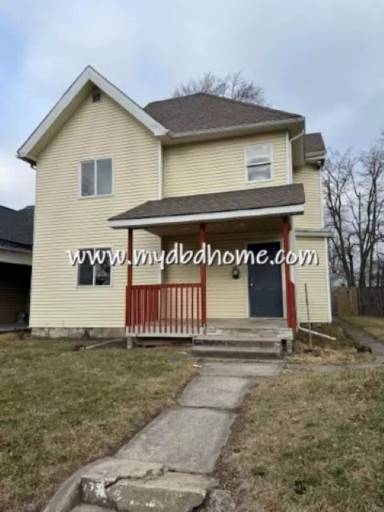 Main picture of 125 E Suttenfield St