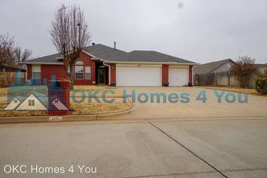 Main picture of 1213 Eastridge Dr