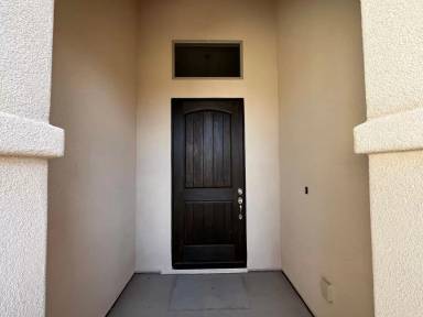 Main picture of 202 W White Pearl Dr