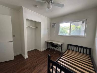 Main picture of 1904 University Ave