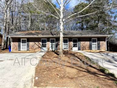 Main picture of 1042 Chestnut Oak Ct NE