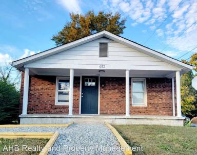 Main picture of 652 Elizabeth St