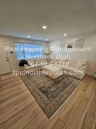 Main picture of 447 N 400 E