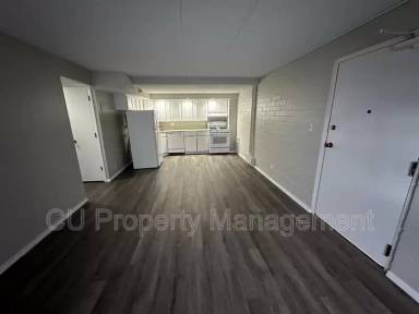 Main picture of 611 W Church St