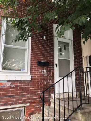Main picture of 1208 Chestnut Ave