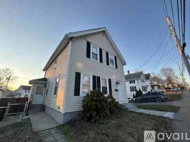 Main picture of 420 N Washington St