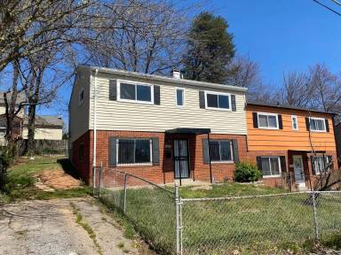 Main picture of 7404 Greeley Rd