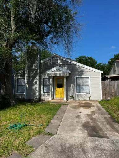 Main picture of 4011 Colonial Sun Dr