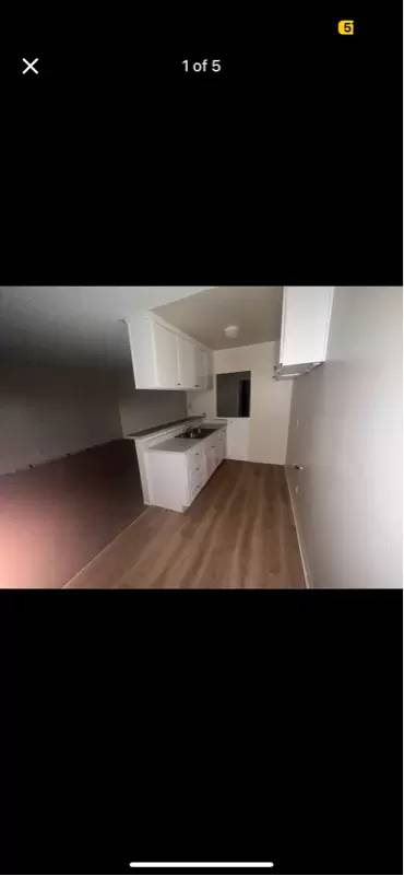 Main picture of 937 E Avenue R