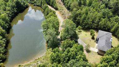 Main picture of 41 Knights Mountain Rd