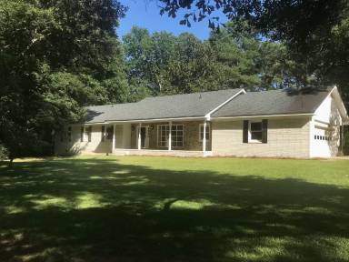 Main picture of 125 Lockwood Rd