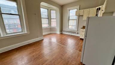 Main picture of 158 S Pershing Ave