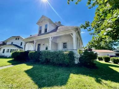 Main picture of 525 E Main St