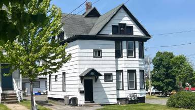 Main picture of 204 Columbus Ave