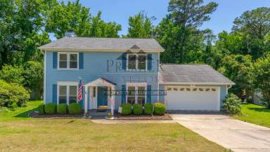 Main picture of 3940 Biltmore Dr