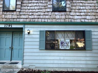 Main picture of 1791 NE Sumner Dr