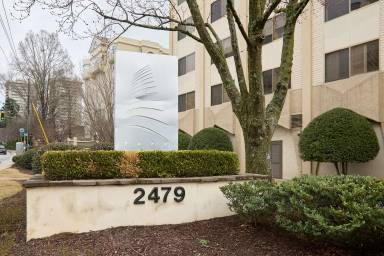 Main picture of ParkLane on Peachtree Condo