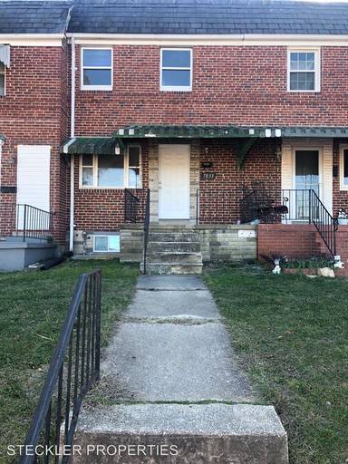 Main picture of 7833 E Baltimore St