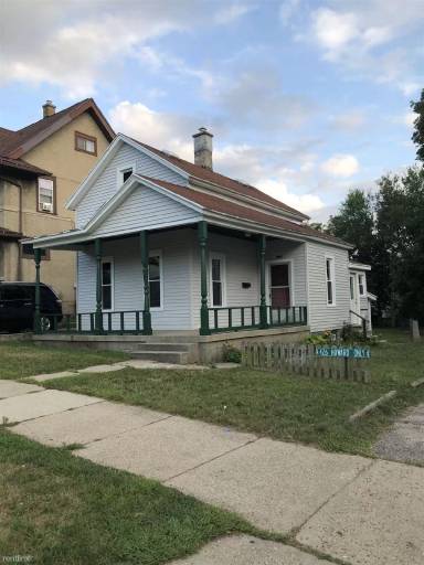 Main picture of 426 Howard St SE